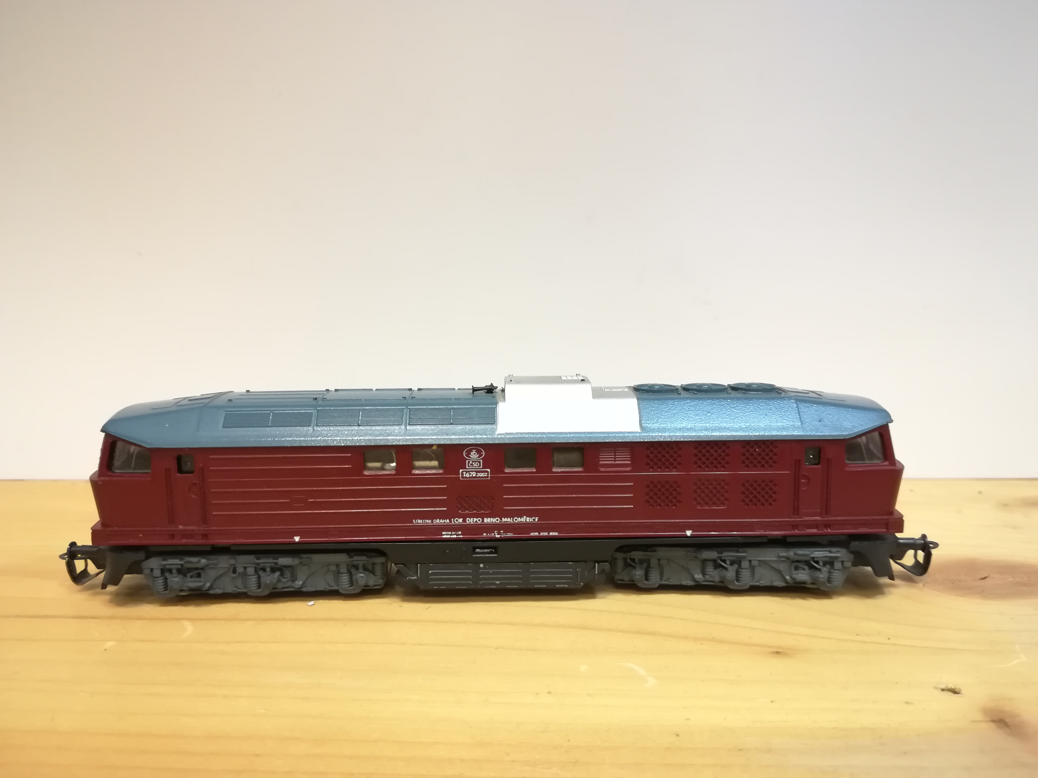 TT - Dieselová lokomotiva BR 130 ČSD