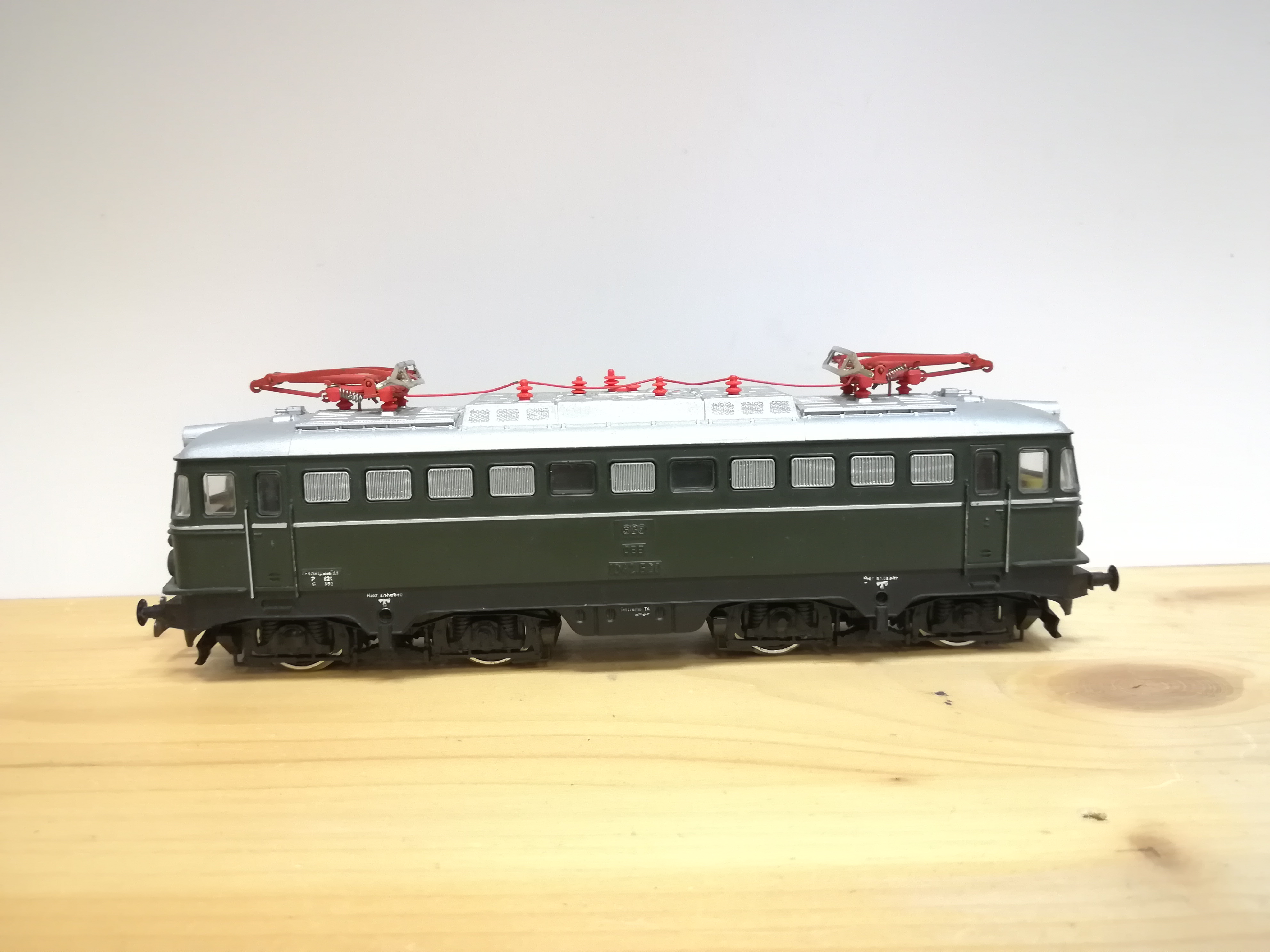H0 - Elektrická lokomotiva 1042.520