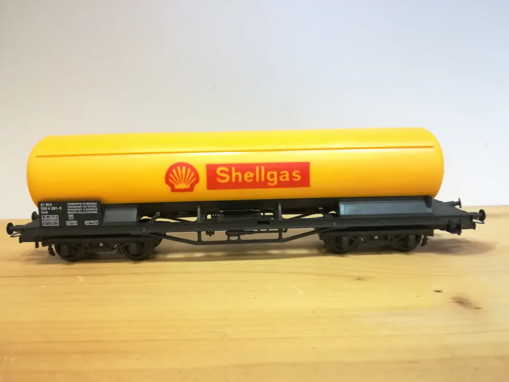 H0 - Čtyřosá cisterna Shellgas
