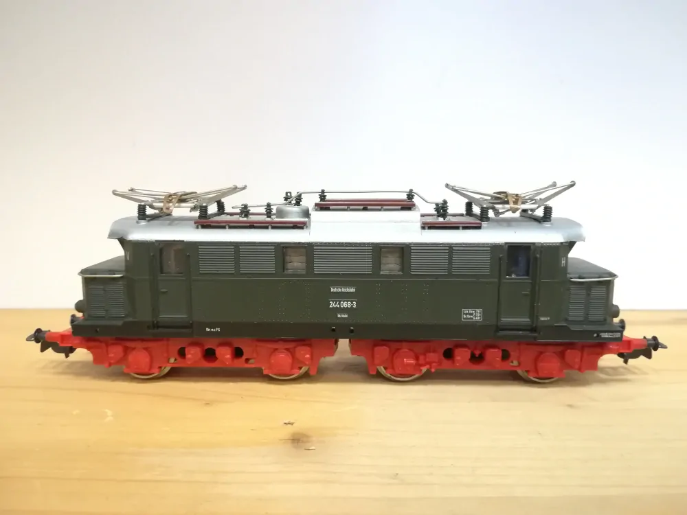 H0 - Elektrická lokomotiva 244068 - 3
