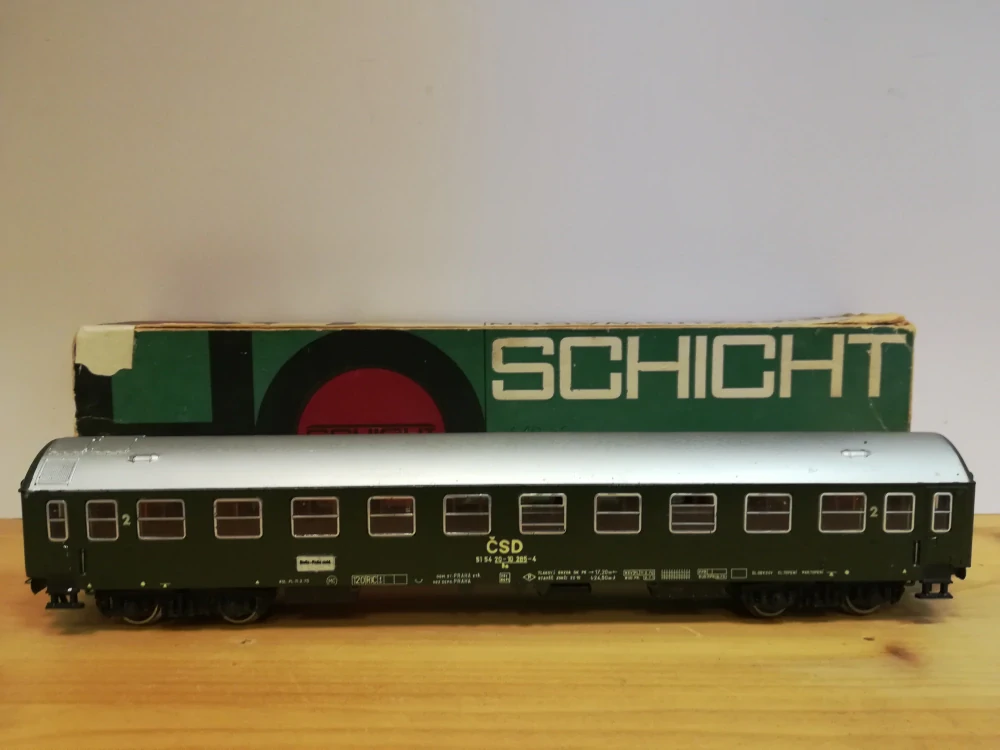 H0 Schicht - Rychlíkový vůz 2.tř. ČSD (2), osvětlený