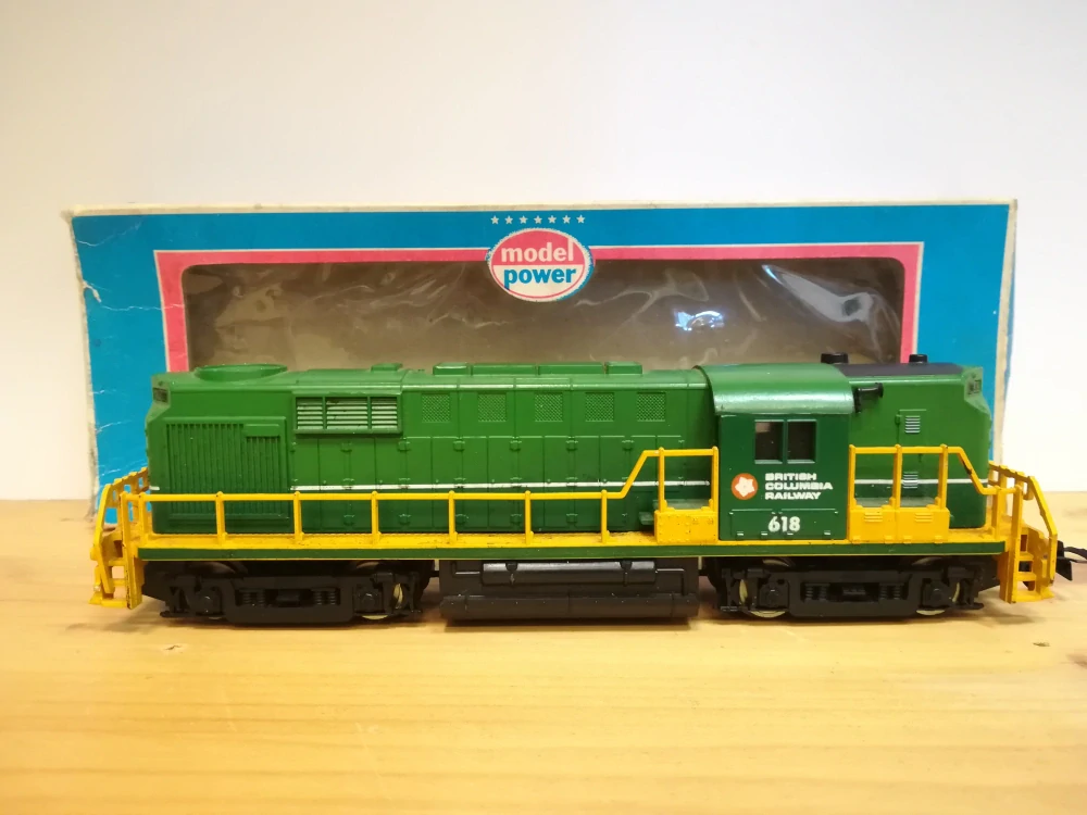 H0 Model Power - Dieselová lokomotiva ALCO RS-11
