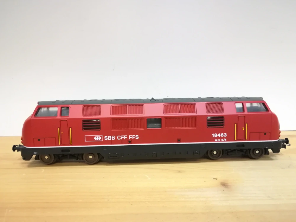 H0 - Dieselová lokomotiva V 220
