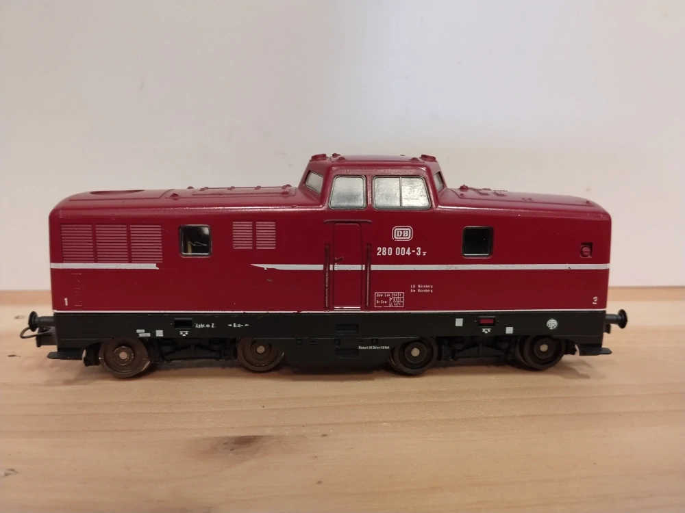 H0 - Dieselová lokomotiva 280 004 - 3