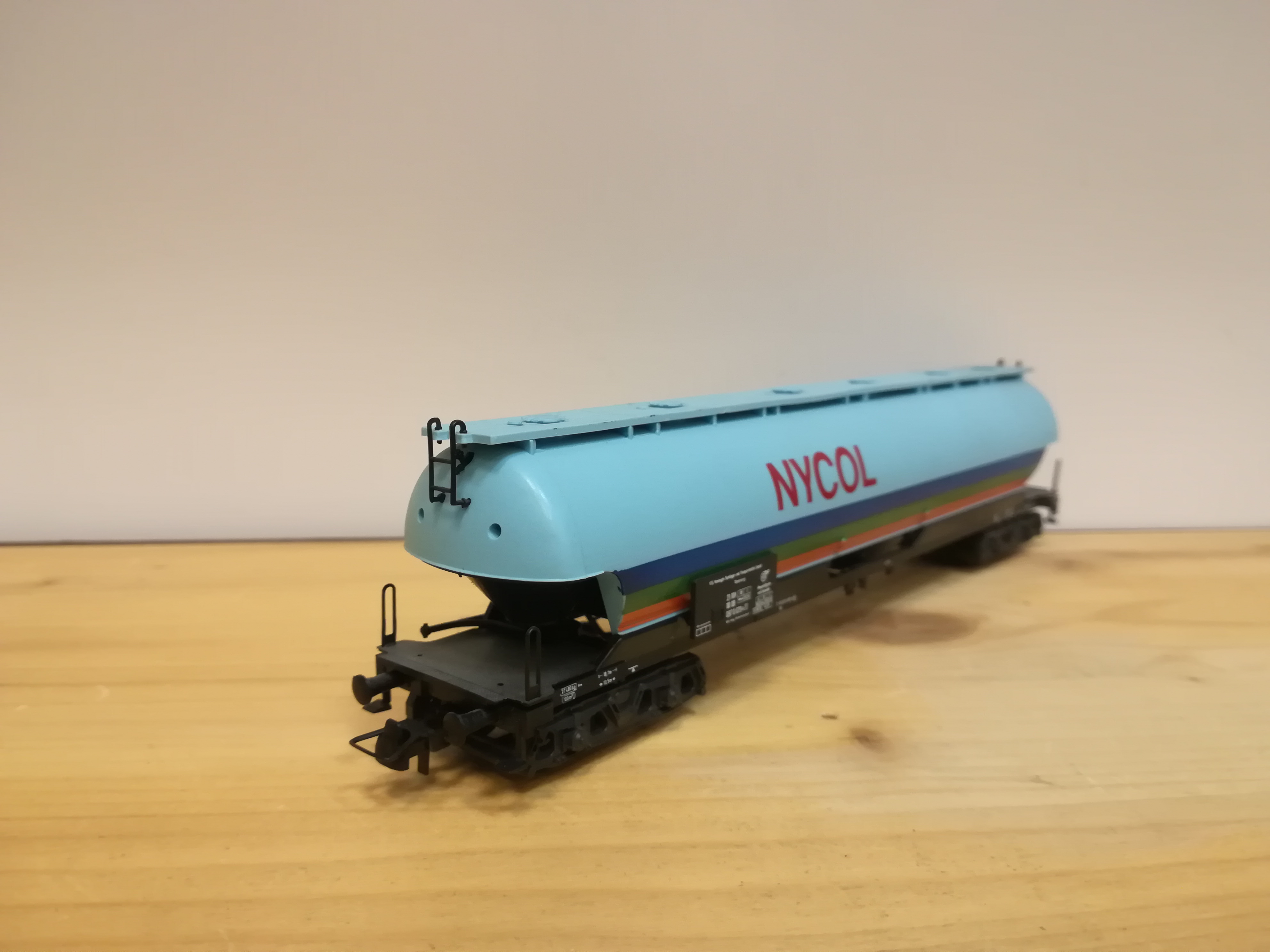 H0 - Čtyřosý výsypný vůz na krmivo Bhf.Hbg.Rothenburgsort