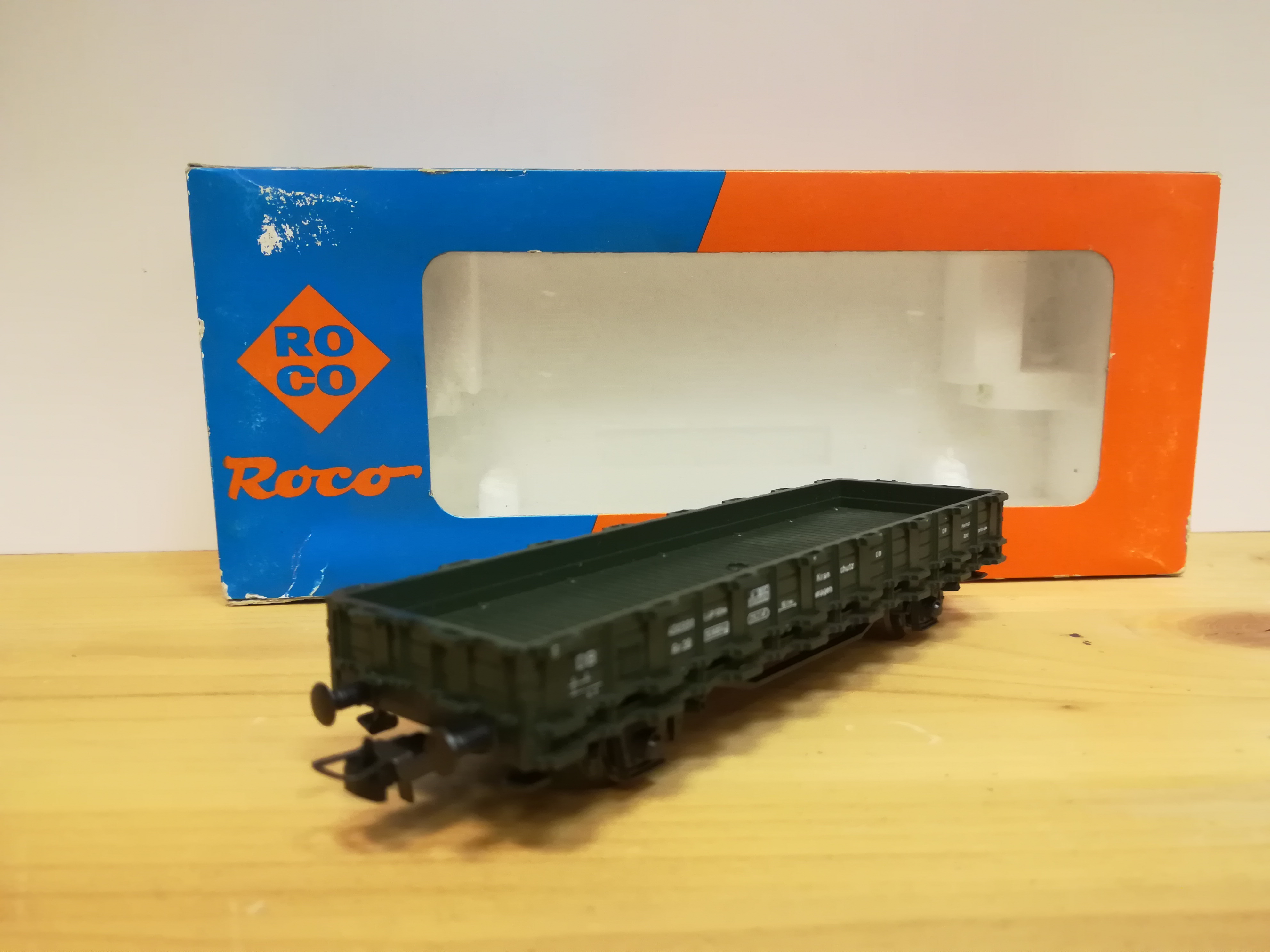 H0 ROCO - Plošinový vůz Rr 20 DB
