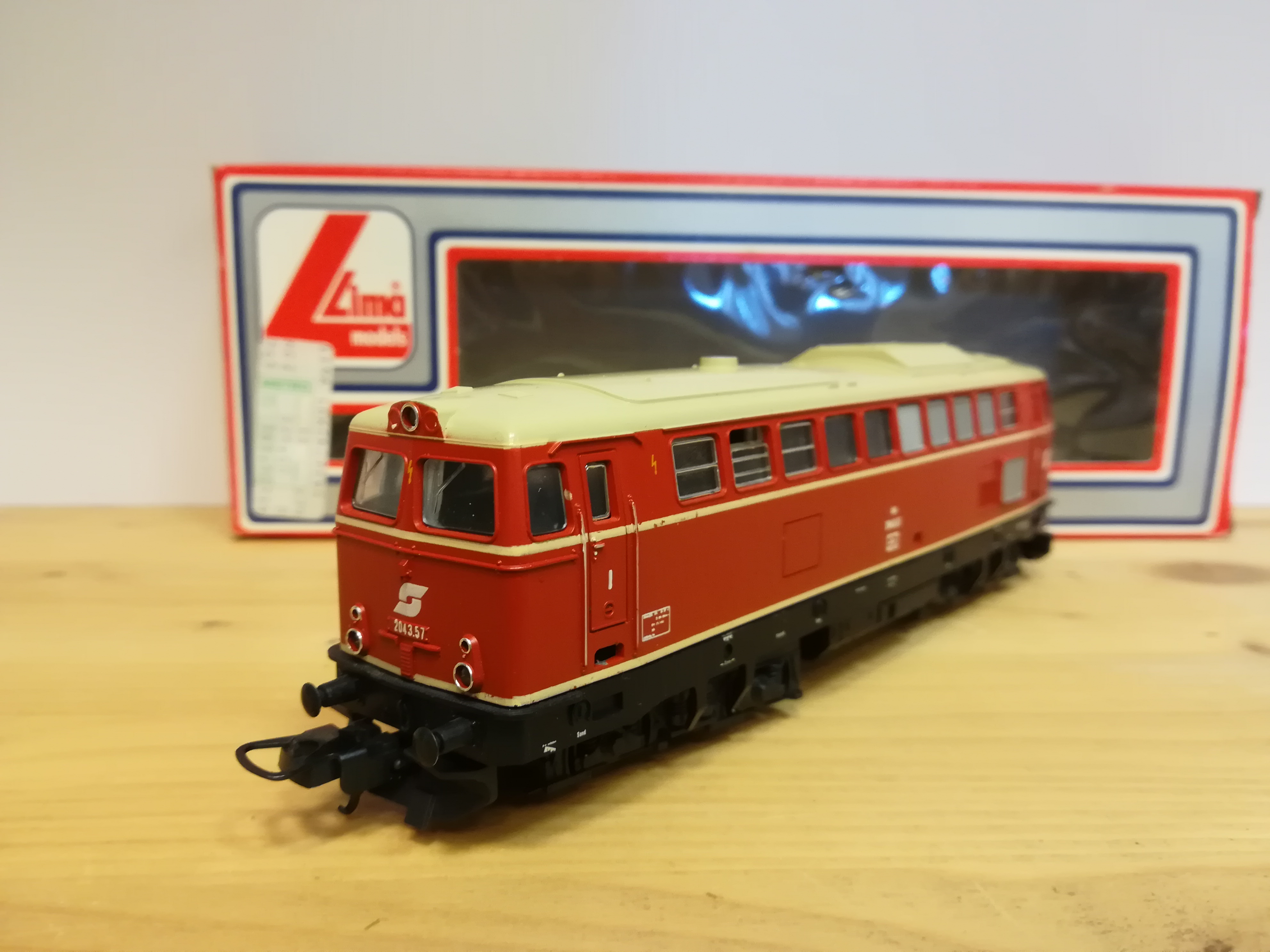 H0 LIMA - Dieselová lokomotiva 2043.57