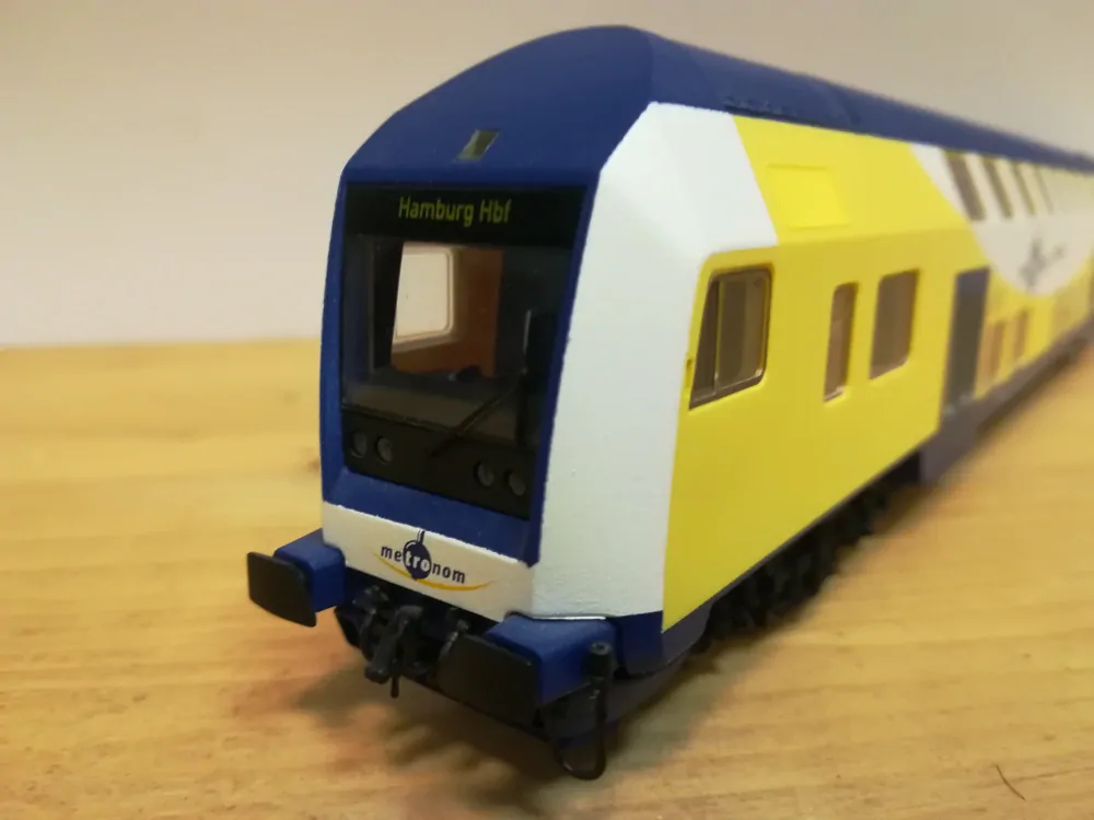 H0 PIKO - Řídící vůz 1/2tř patrové soupravy METRONOM