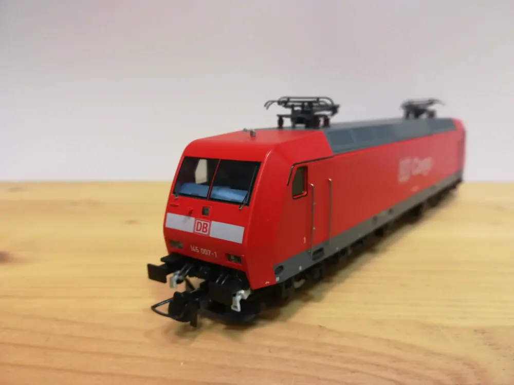 H0 ROCO - Elektrická lokomotiva 145 007 - 1