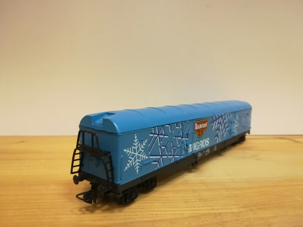 Čtyřosý chladící vůz MIGROS (2)