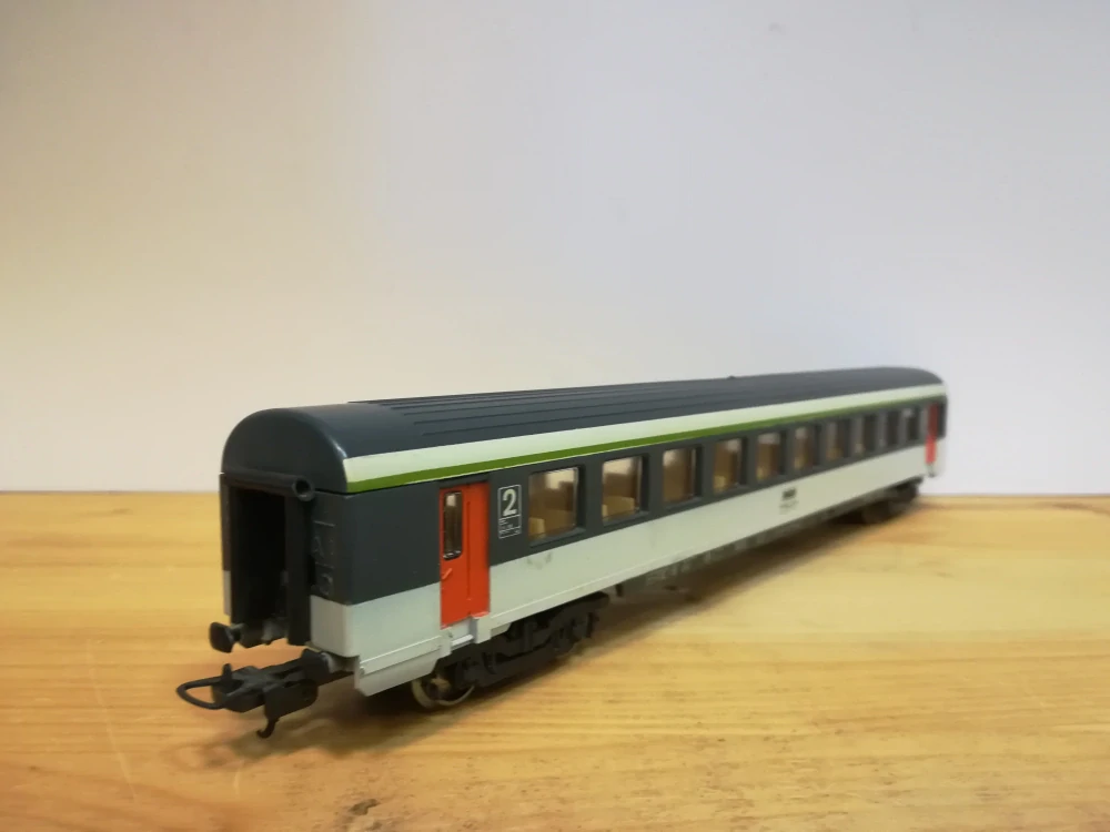 H0 - Rychlíkový vůz 2.tř. SNCF