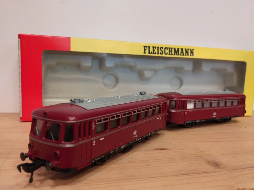 H0 Fleischmann - Motorová souprava