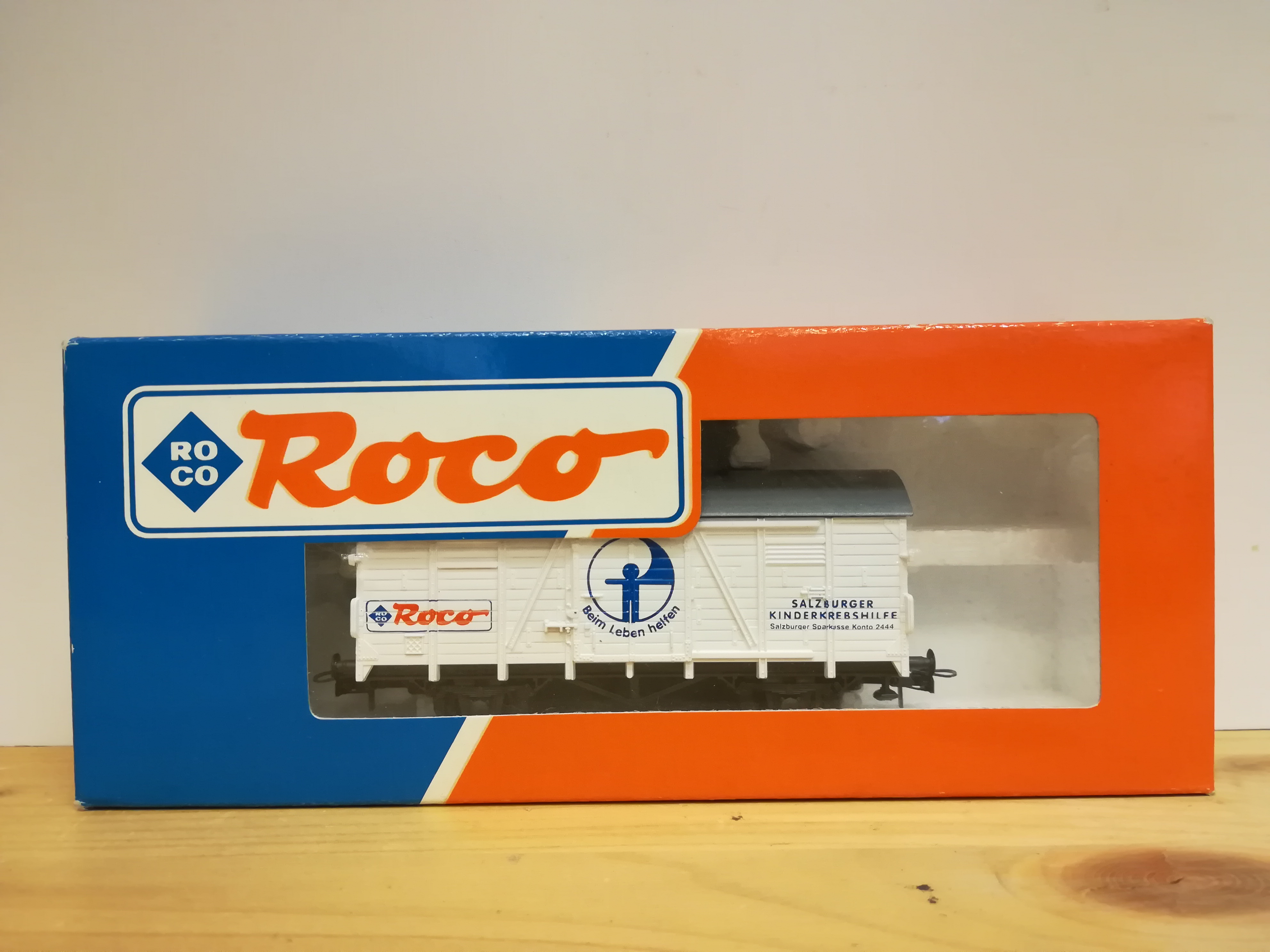 H0 ROCO - Chladící vůz Kinderkrebshilfe