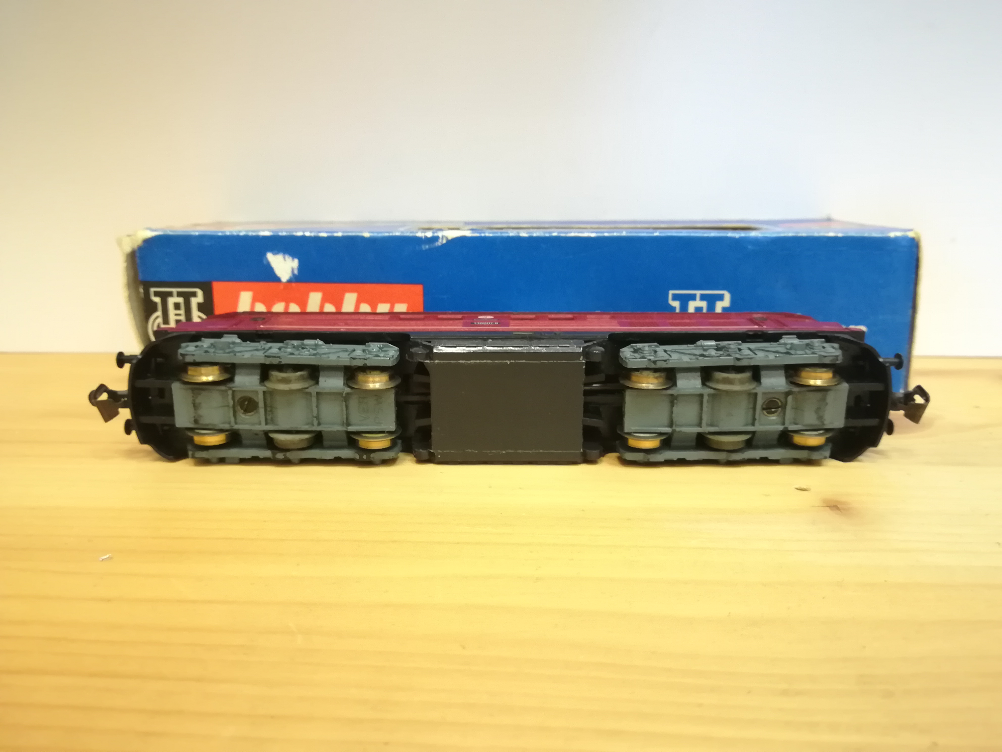 TT - Dieselová lokomotiva BR 130