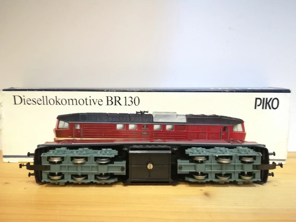 H0 - Dieselová lokomotiva BR 130 ČSD