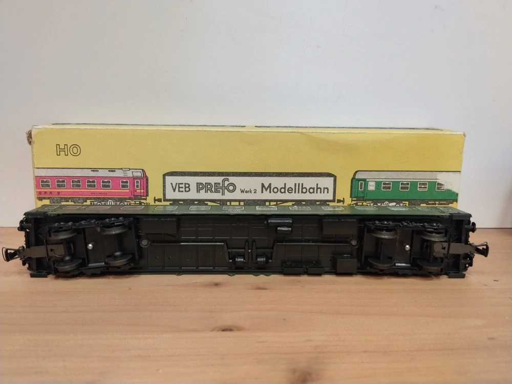H0 Prefo - Rychlíkový vůz 2.tř. Bm ČSD