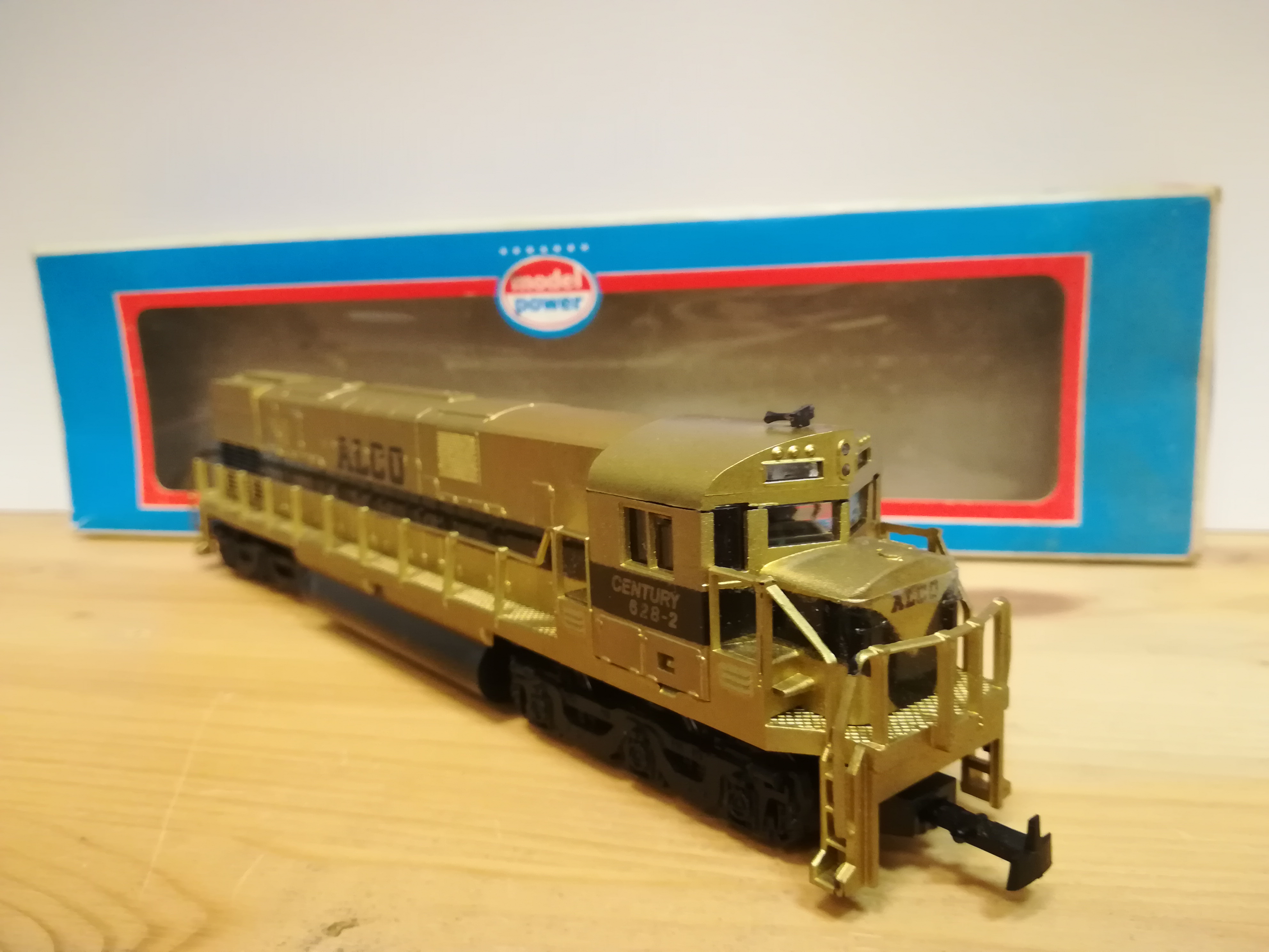 H0 Model Power - Dieselová lokomotiva CENTURY 628-2