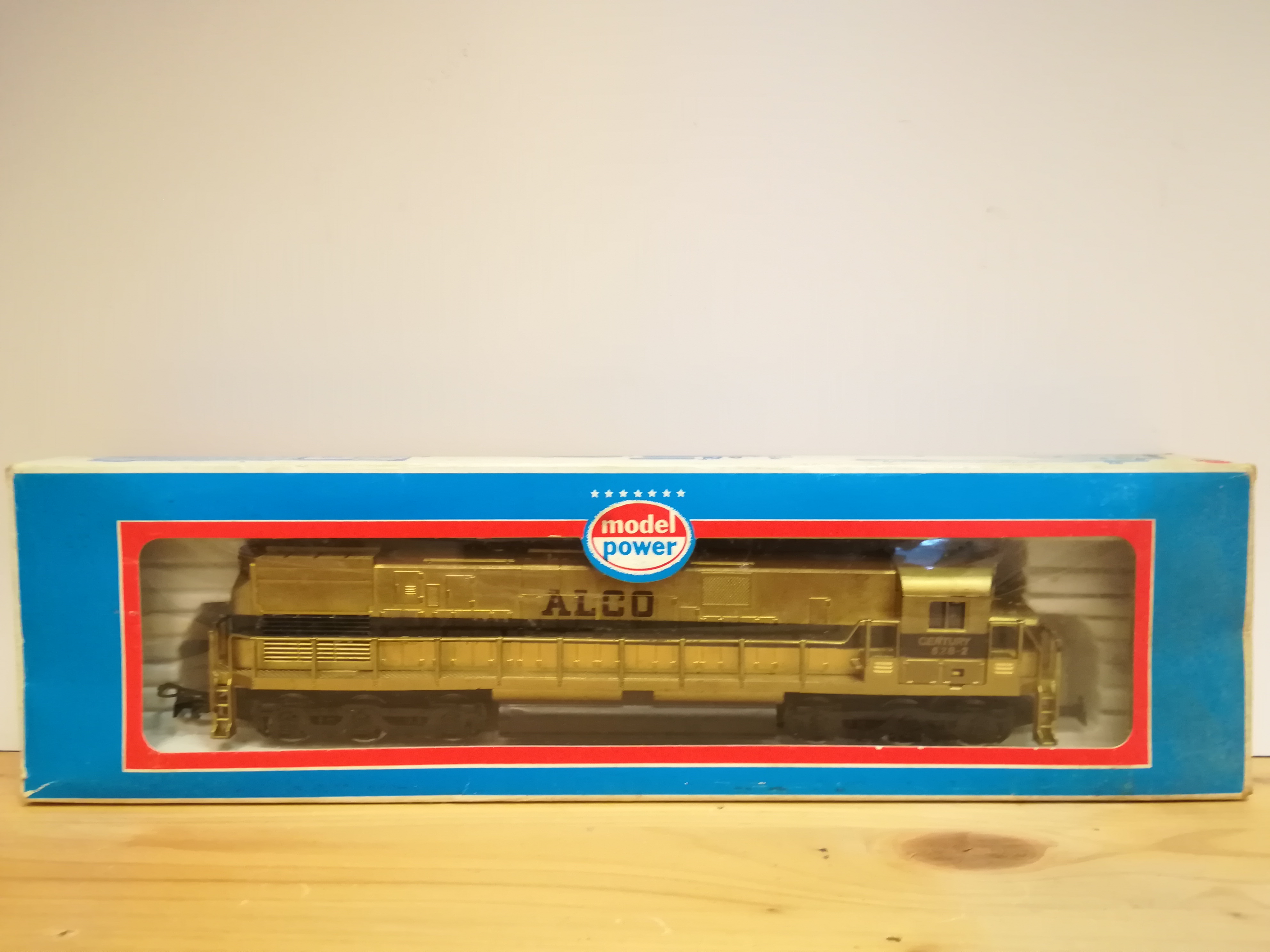 H0 Model Power - Dieselová lokomotiva CENTURY 628-2
