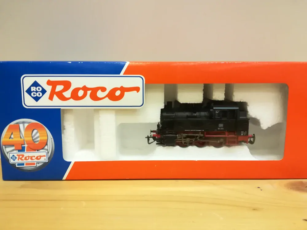TT ROCO - Parní lokomotiva BR 80 (digital)