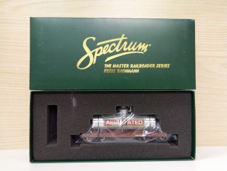 On 30 (0e) Bachmann spectrum - Cisternový vůz (No. 27148)