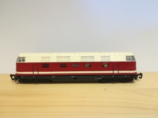 TT - Dieselová lokomotiva BR 118