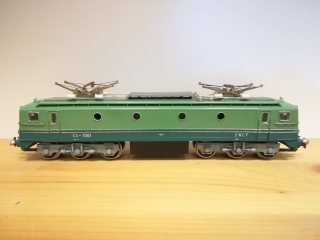 H0 - Elektrická lokomotiva SNCF CC-7001 (dvoumotorová)