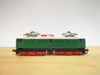 TT - Elektrická lokomotiva E 11 022